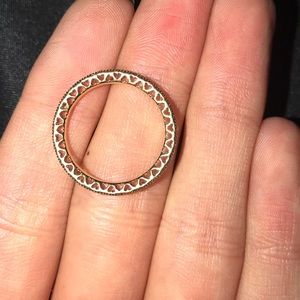 Pandora ring